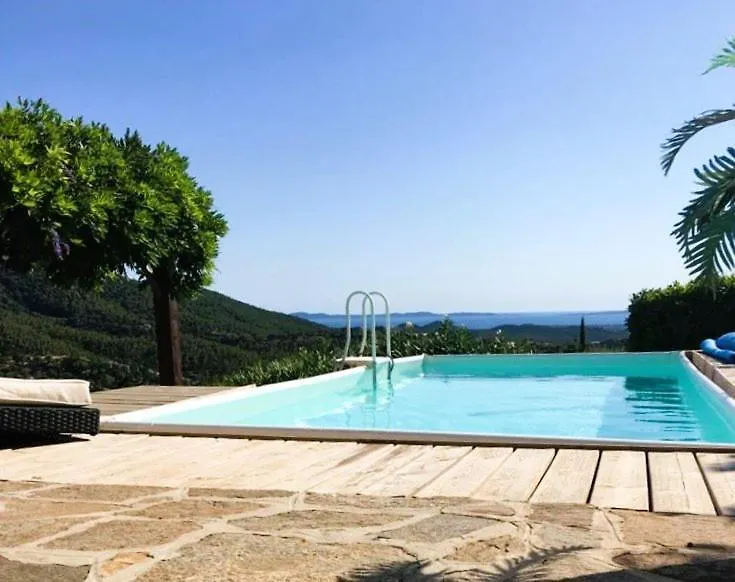 Villa Cosy Pour 6 Personnes Avec Piscine Privee Et Vue Panoramique Sur Les Iles Et Les Collines A La Londe Les Maures